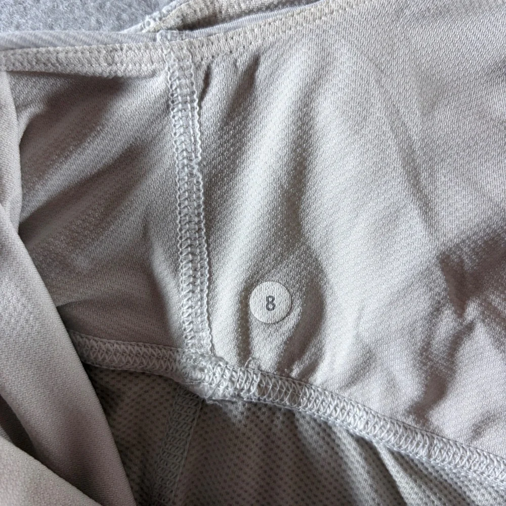 lululemon athletica flaws pictured